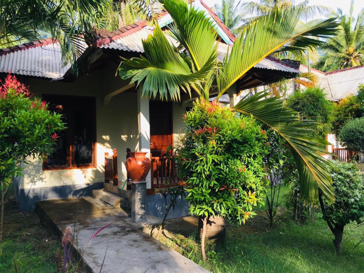 Pelangi Cottages Gili Air Exterior photo